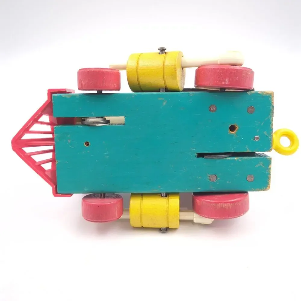 Vintage Fisher-Price #999 Huffy Puffy Pull Toy Train 1963 Wooden Eyes Move